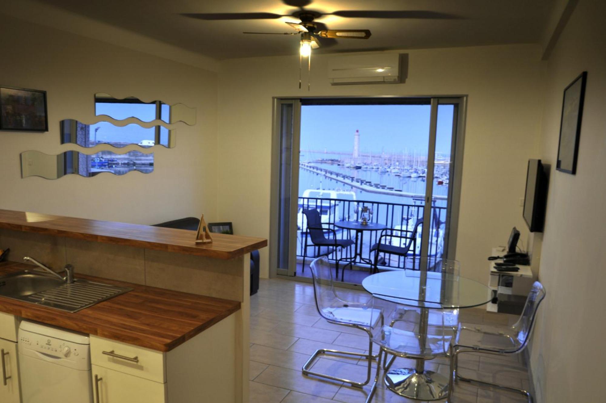 "Luigi" Balcon Sur La Mer Et Le Port De Sète Exterior foto