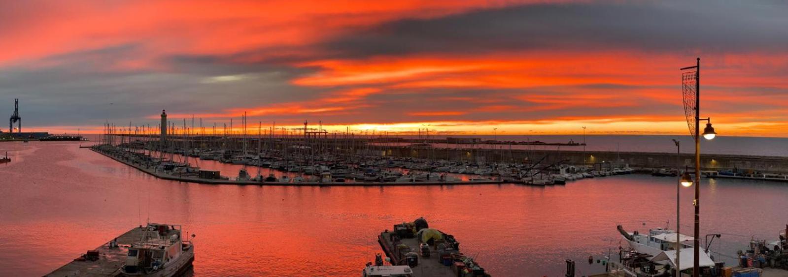 "Luigi" Balcon Sur La Mer Et Le Port De Sète Exterior foto